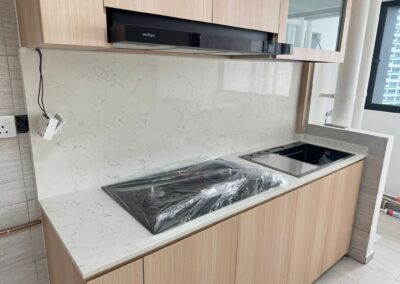 519 Calcutta Oscuro quartz surfaces by Casa Stone Singapore and Malaysia Durable stone almost scratch proof surfaces,strongest material for kitchen counter top