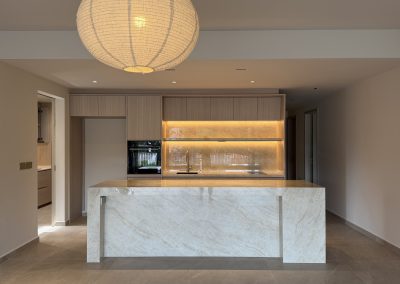 L120 Majestic Taj Luxury Stone